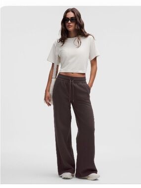 Scuba Mid-rise Wide-leg Pant